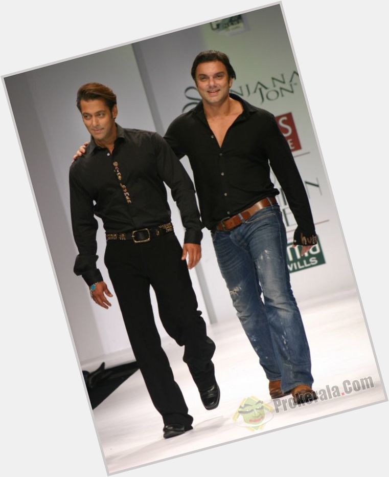 Happy Birthday to Sohail  Khan! Brilliant Actor & Director! And a Great Brother! Wish You All The Happiness in Life! 