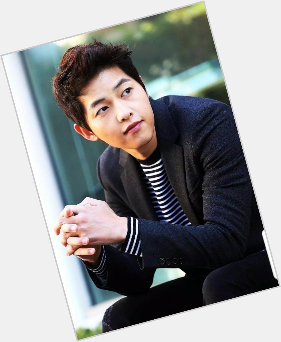 Happy birthday to our flower boy Song Joong Ki!           
