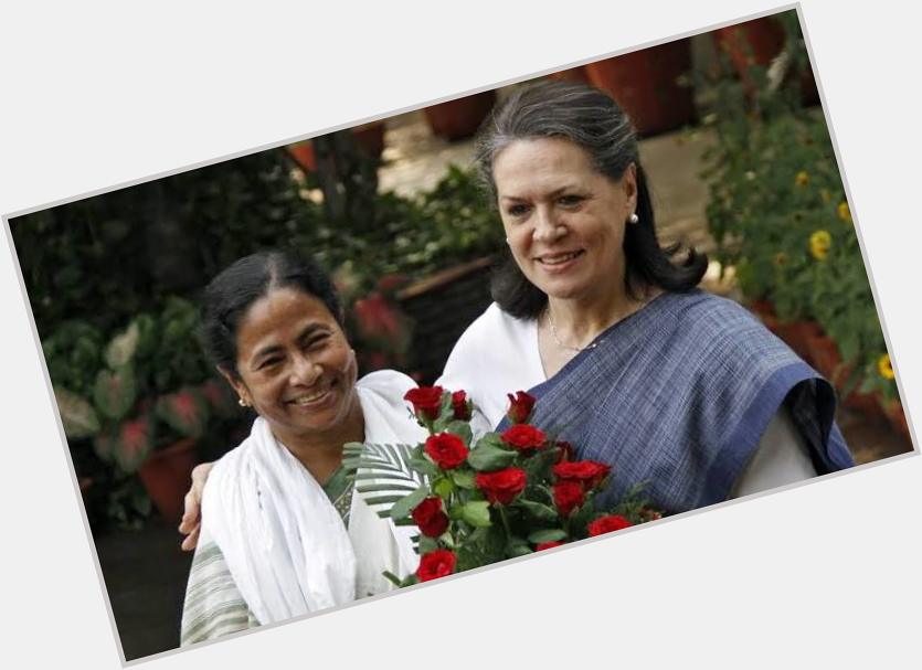 We wish Smt Sonia Gandhi a very very Happy Birthday. 