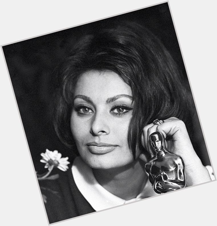 \"If you haven\t cried, your eyes cannot be beautiful\"

Happy birthday to the great Sophia Loren... 
