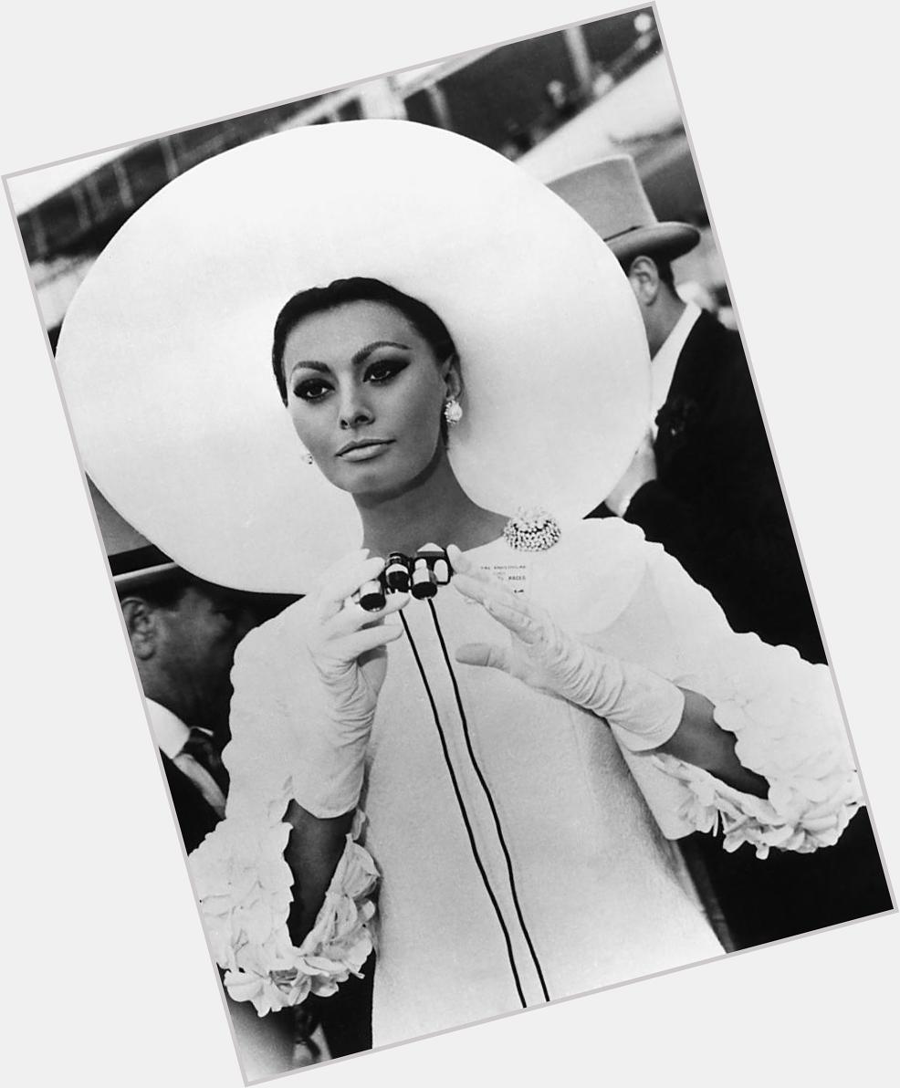 A very happy and glamorous birthday to Sophia Loren. 
