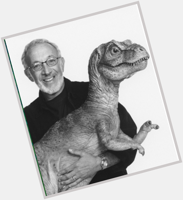 Happy Birthday Stan Winston! Your characters live on and still amaze & inspire our creative spirits. 