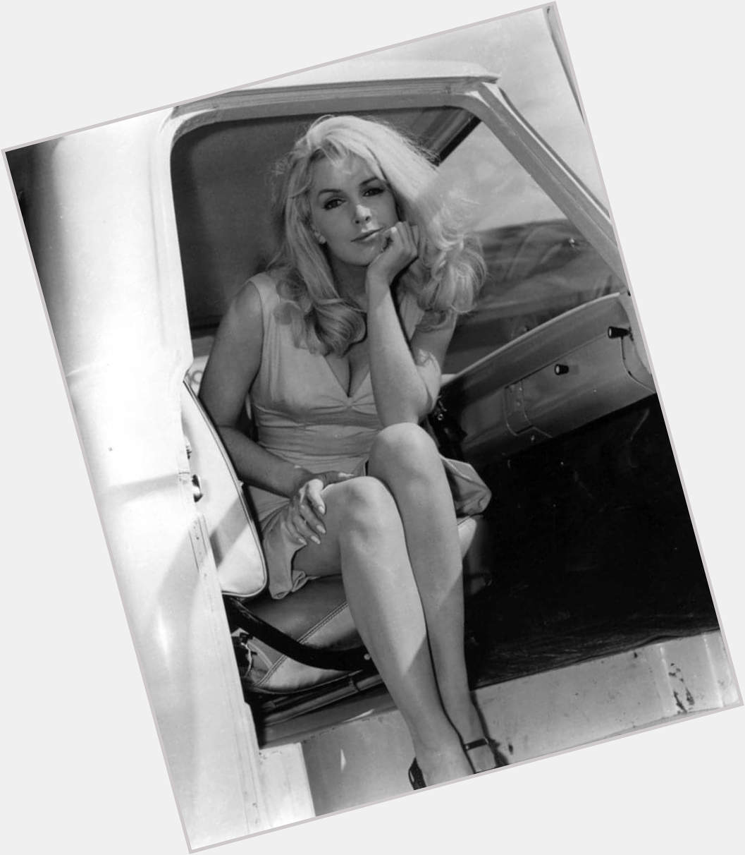 Happy Birthday to Stella Stevens who turns 84 today!  Pictured here back in the day. 