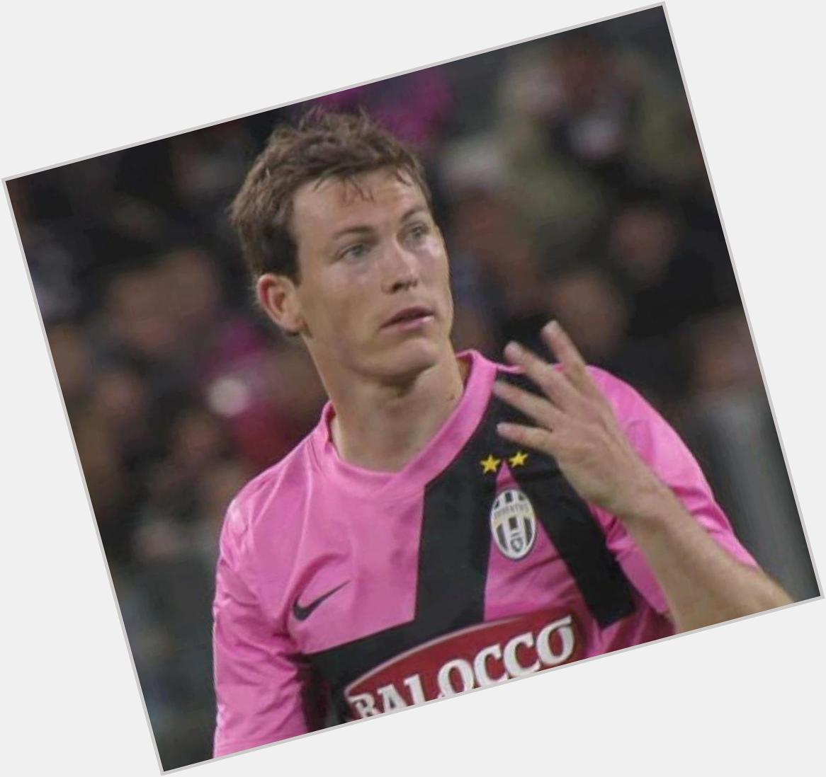 Happy Birthday to 1 of the most important Juventus players in recent years. 1 of my favourites: Stephan Lichtsteiner 