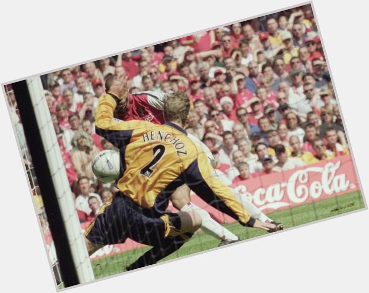 Happy Birthday to Stephane Henchoz. The man behind the greatest save in FA Cup Final history    