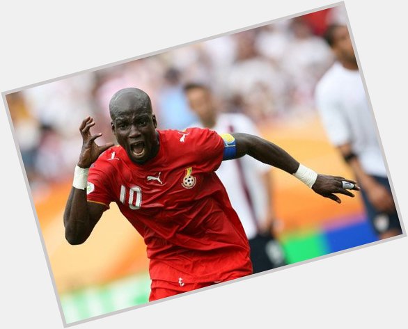 Happy Birthday to the Ghanaian former Captain Stephen Appiah .. Happy 37 leader 