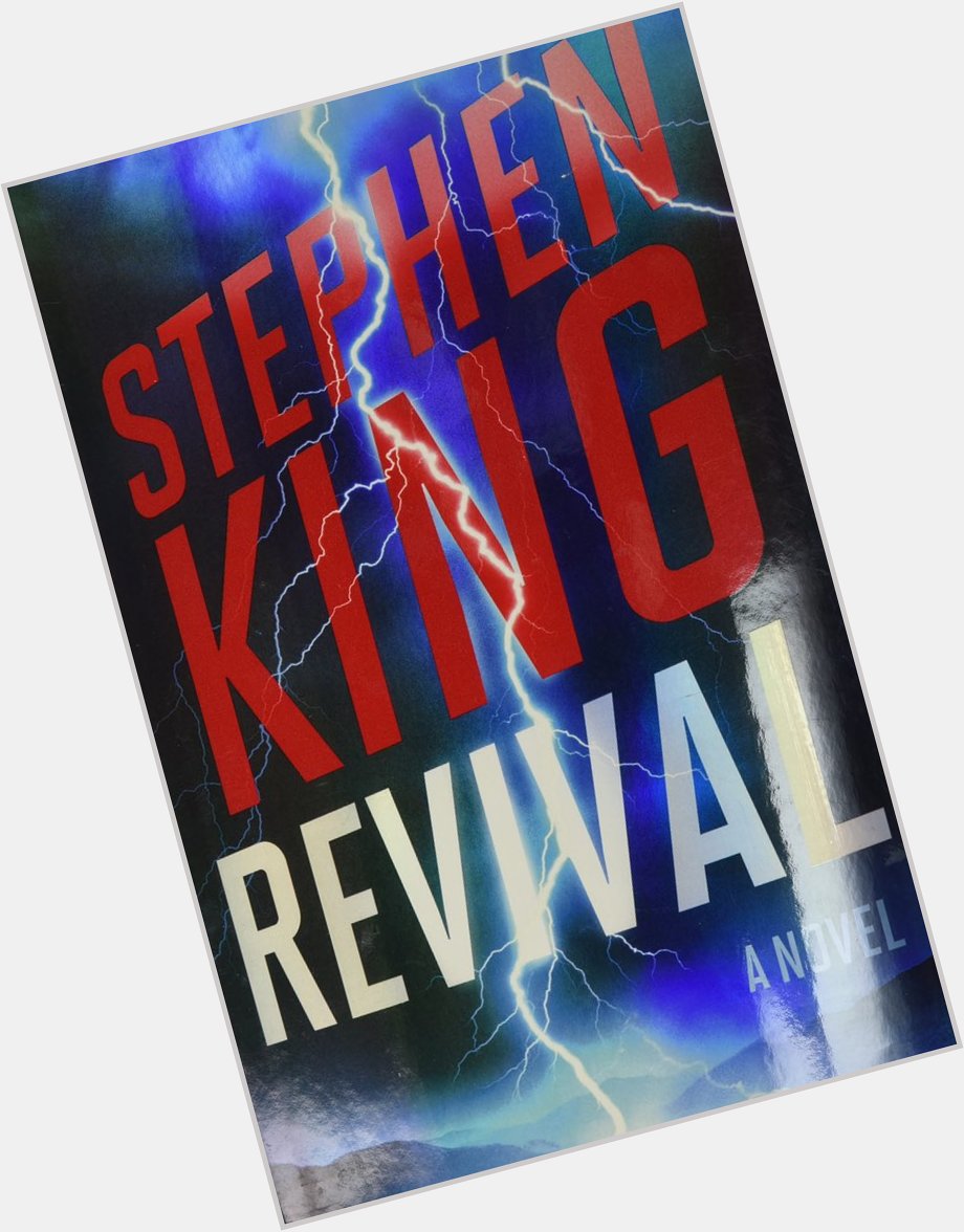 Happy Birthday to Stephen King! What s your favorite of King s dalliances with cosmic horror?
(Picture very related) 