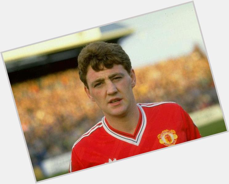 Happy Birthday Steve Bruce. Born on New Year s Eve he became the first Englishman to captain a team to the Double 