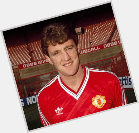 Happy 59th birthday to Steve Bruce:

His record at Man United:

Apps: 414
Goals: 51
Trophies: 12 