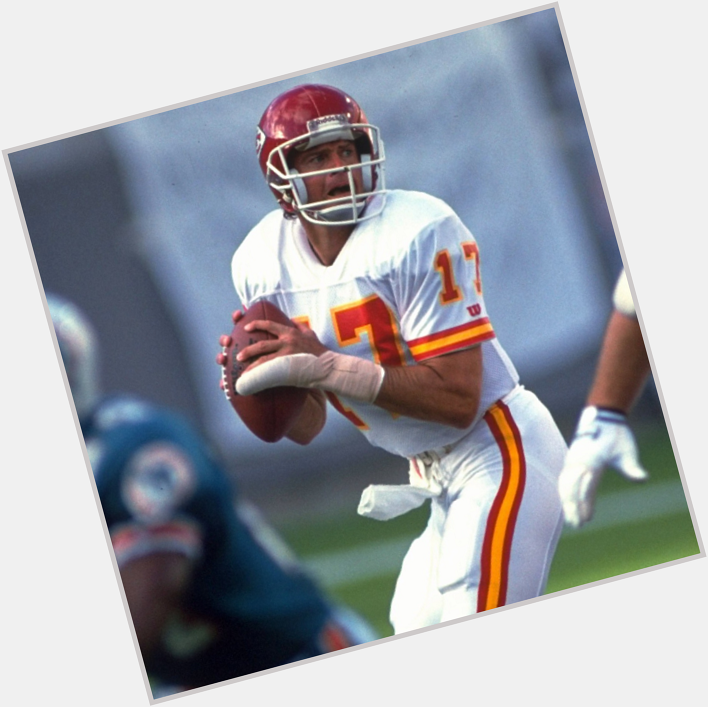 Happy \80s Birthday to Steve DeBerg, who played in a playoff game with a pin sticking out of his pinky finger. 