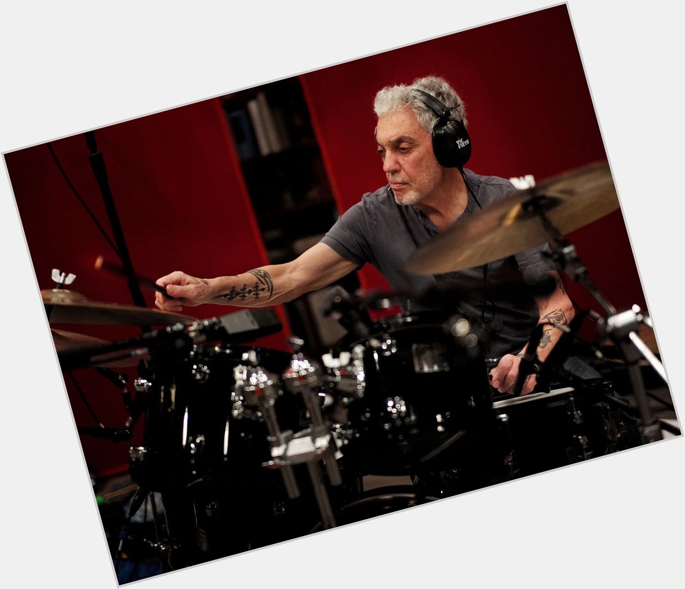 Happy Birthday to the legendary Steve Gadd. Thanks for being an inspiration to my drumming. 