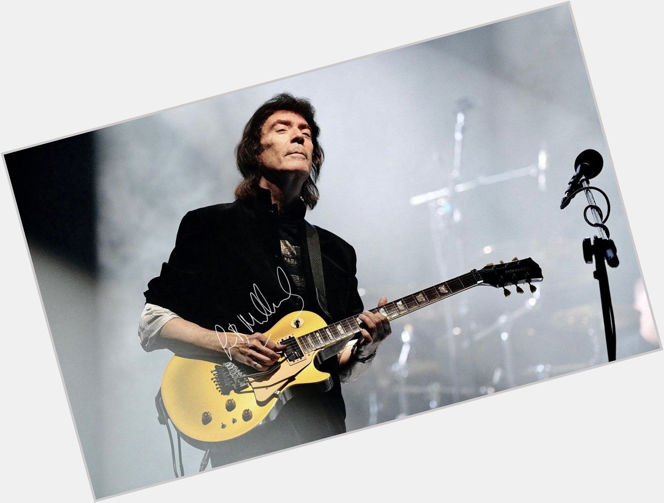 Happy Birthday today to the nicest fella in the music industry , Mr Steve Hackett . 