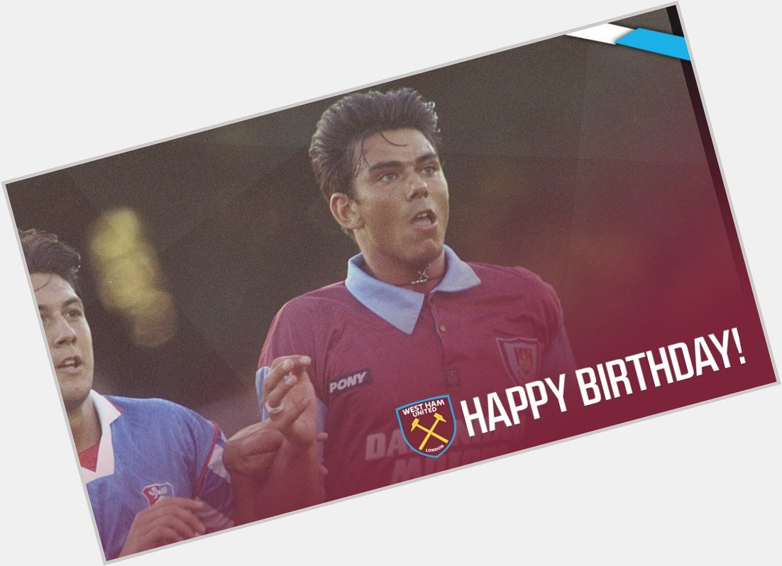 Wishing a very happy 47th birthday to lifelong Hammer and former West Ham United striker Steve Jones! 