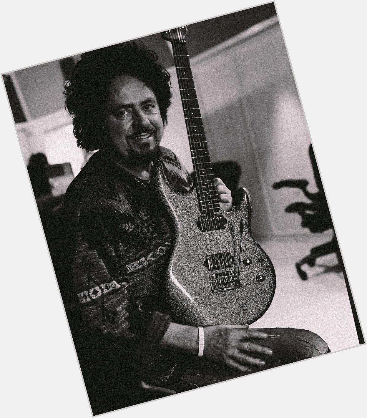 Happy birthday to the incredible Steve Lukather ( 
