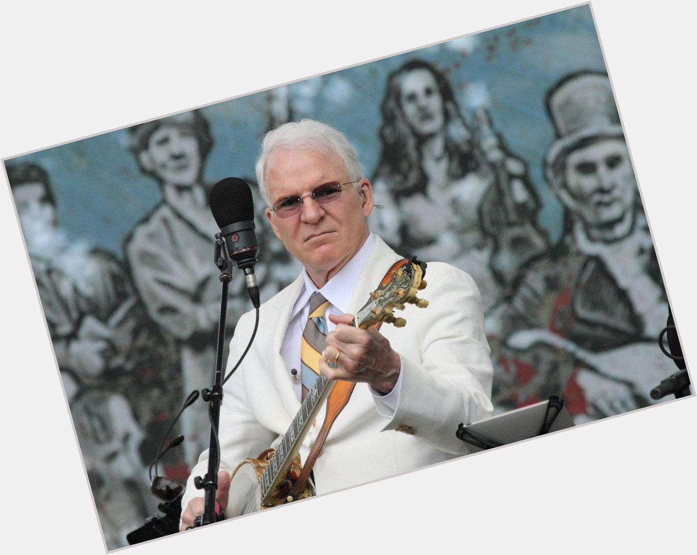 Happy Birthday Steve Martin, August 14,1945
Here he is at the San Francisco 2013 Hardly Strictly Bluegrass Festival! 