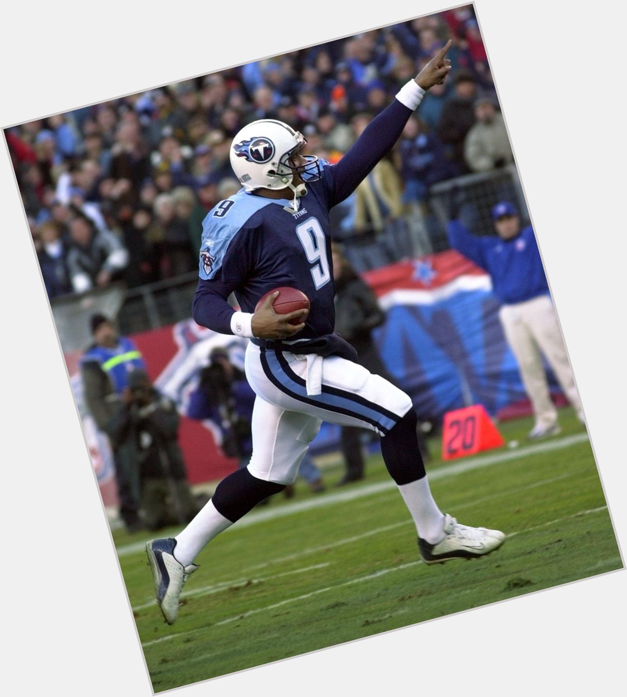 Happy Birthday to the late great Steve McNair! You ll always be my hero! 
