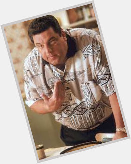 Happy birthday to Bobby Baccalieri / Steve Schirripa who turned out to be a damn good actor. 