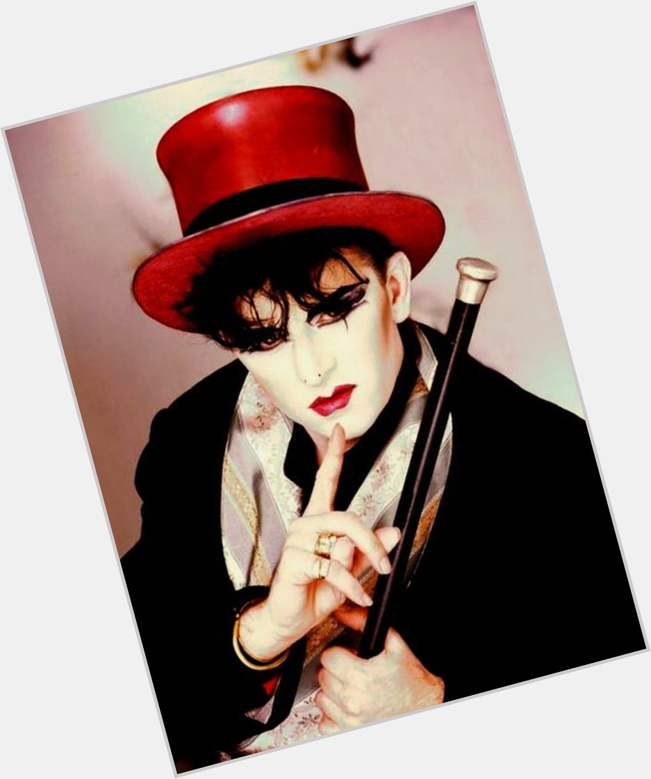 Happy birthday to the legendary 1980\s creative force in music, art and style, the iconic Steve Strange (R.I.P) 