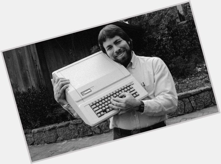  Wozniak invented the Apple II nearly 40 years ago. Let\s wish him a happy birthday! 