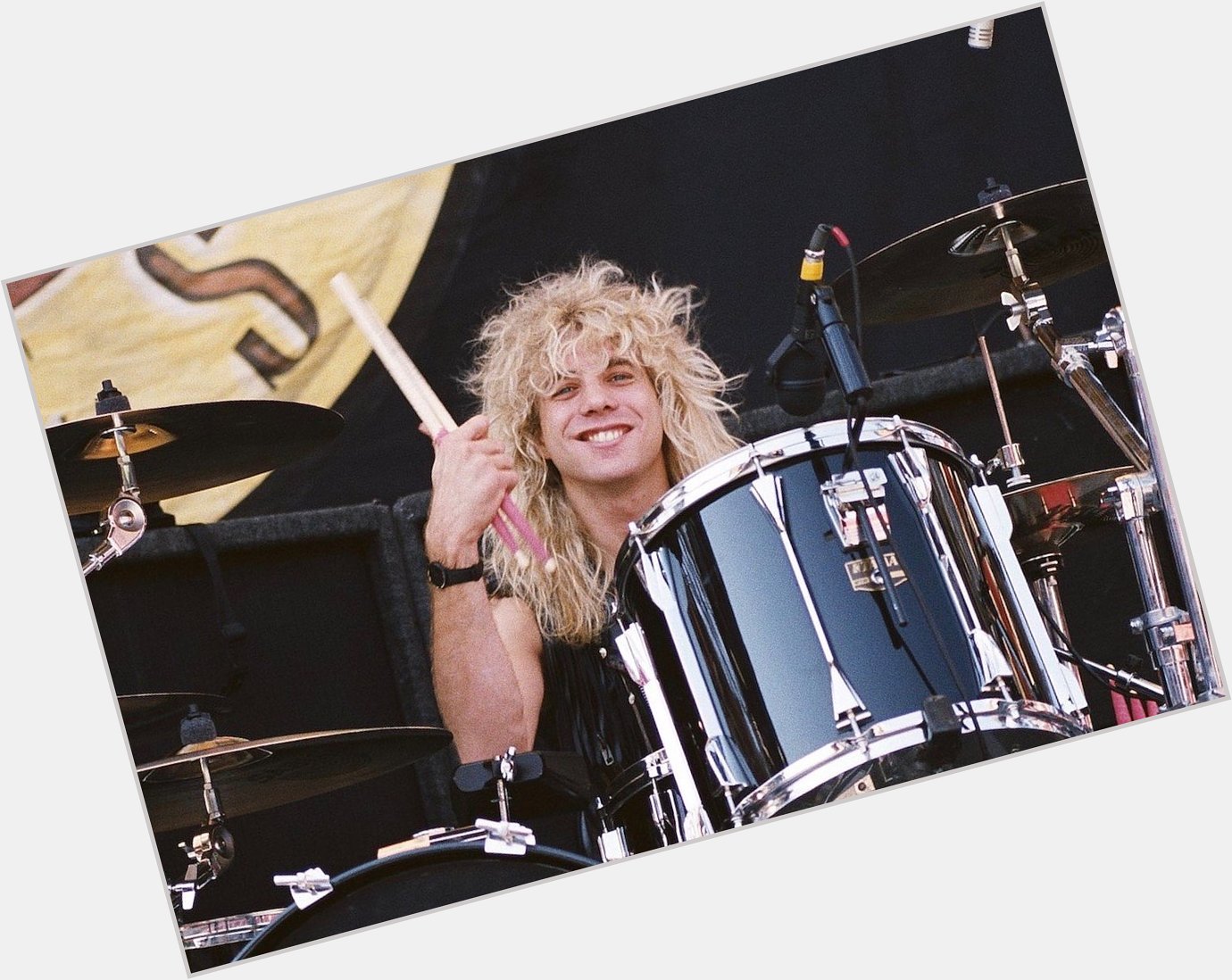 Happy Birthday to former Guns N\ Roses Drummer Steven Adler. He turns 56 today. 