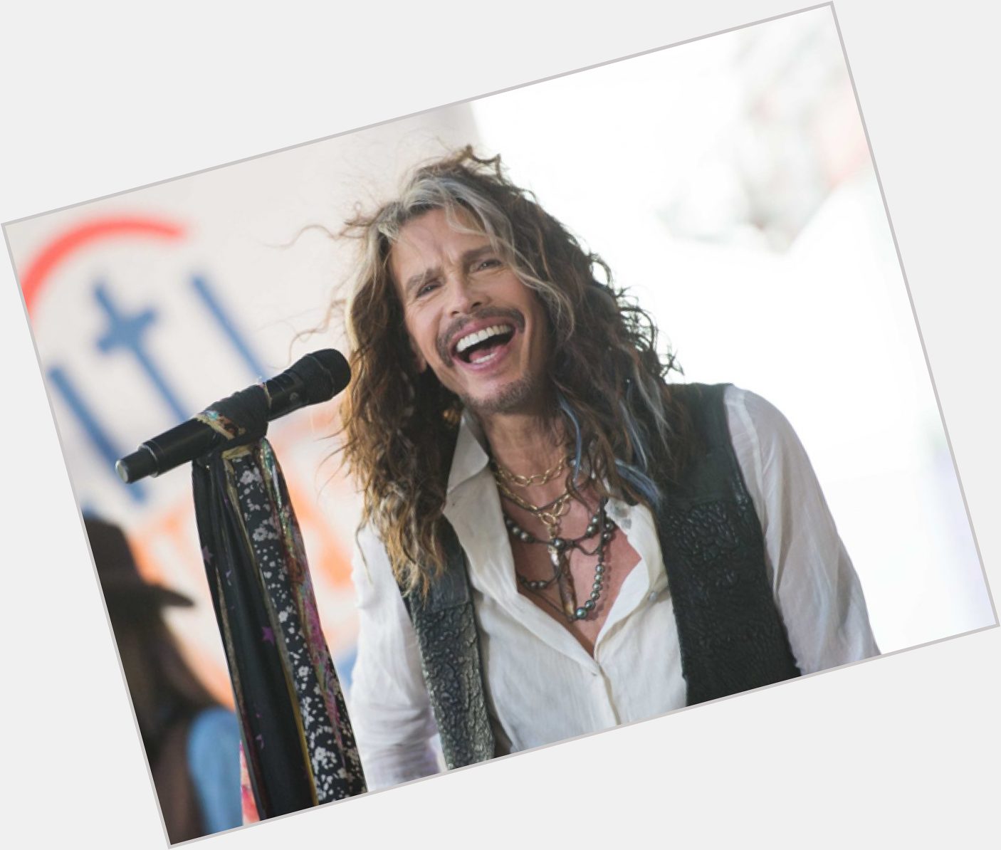 -happy 73rd birthday to the great Steven Tyler, i love you. 
