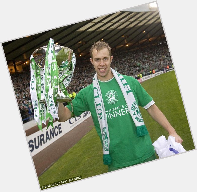 Happy  Birthday to Hibs Scottish League Cup Winning legend Steven Whittaker who is 34 today. 