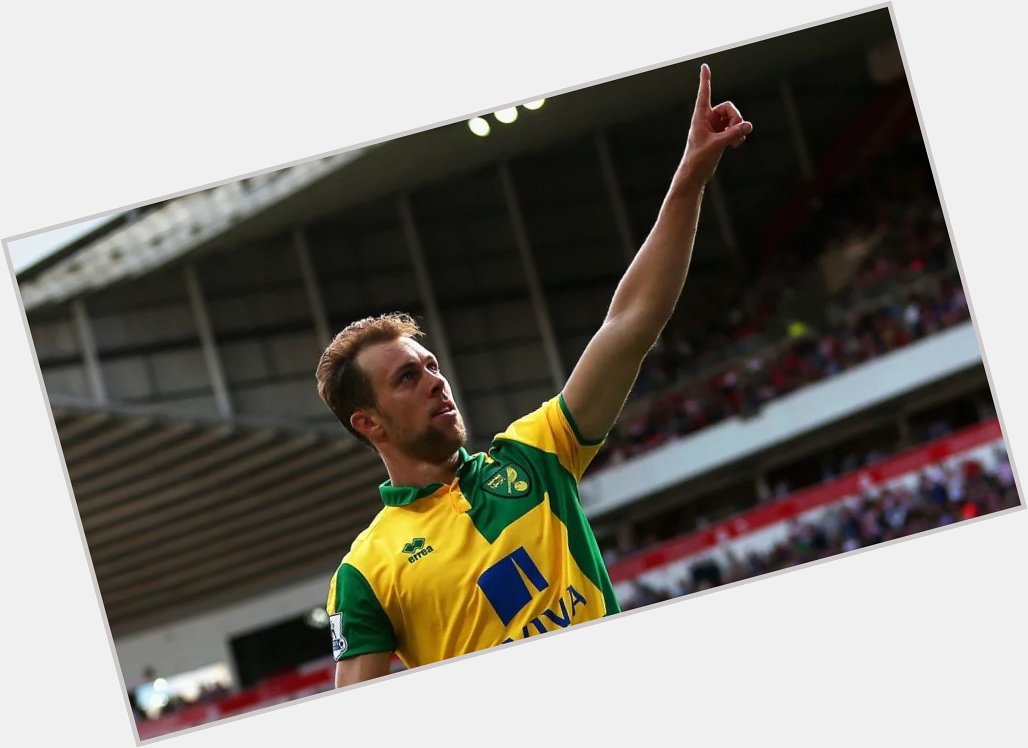 Happy 37th Birthday to former defender *Steven Whittaker*.
108 games & 7 goals (2012-17). 