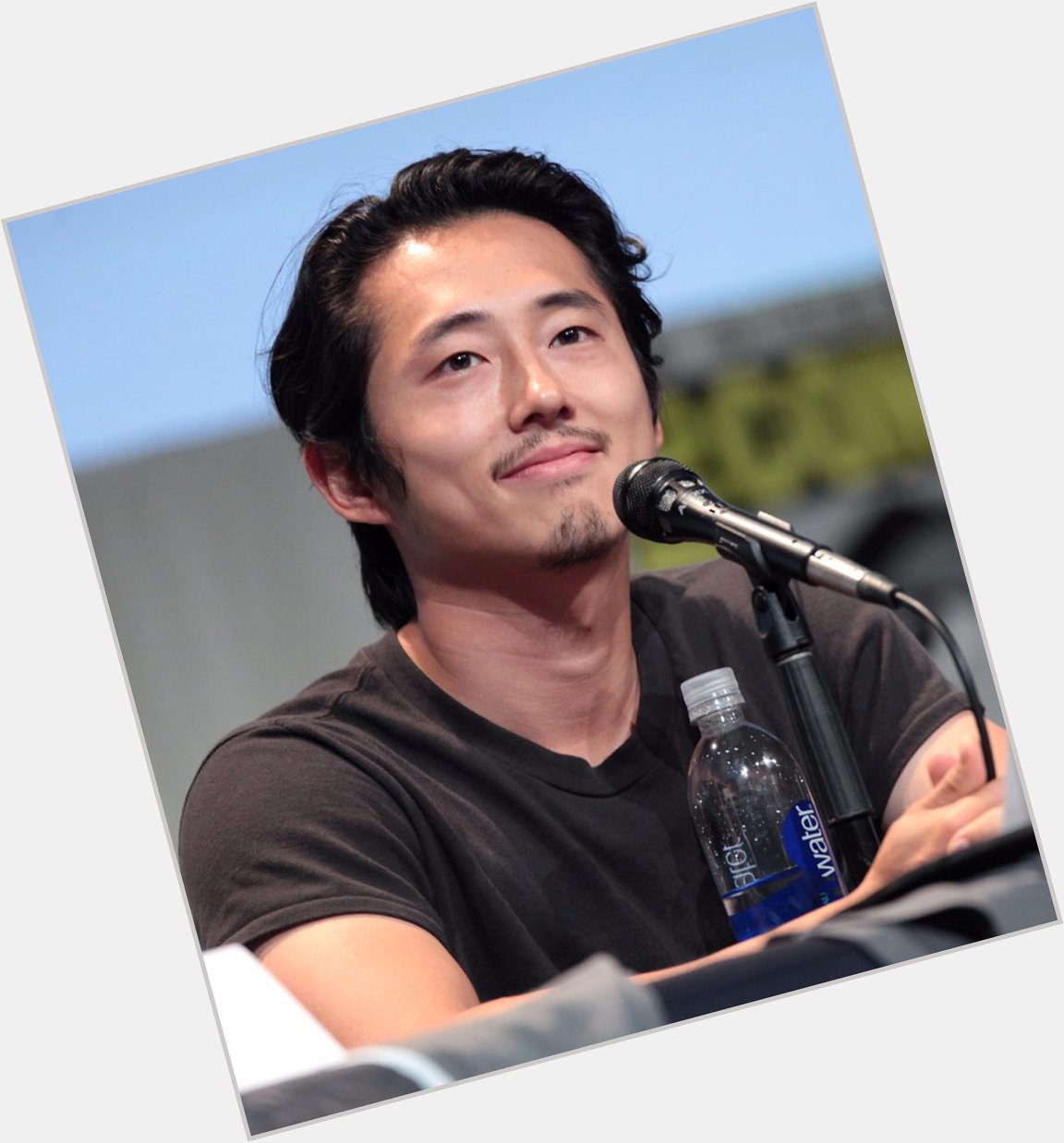 Happy Birthday to the one & only, Steven Yeun!!!!! Ilysmmmmmm you\re on of my fav actors!!!!!!        