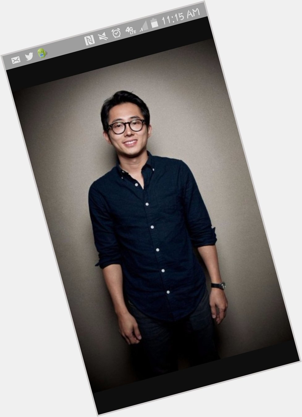 Happy birthday Steven yeun! hope you have a great day!!!! 