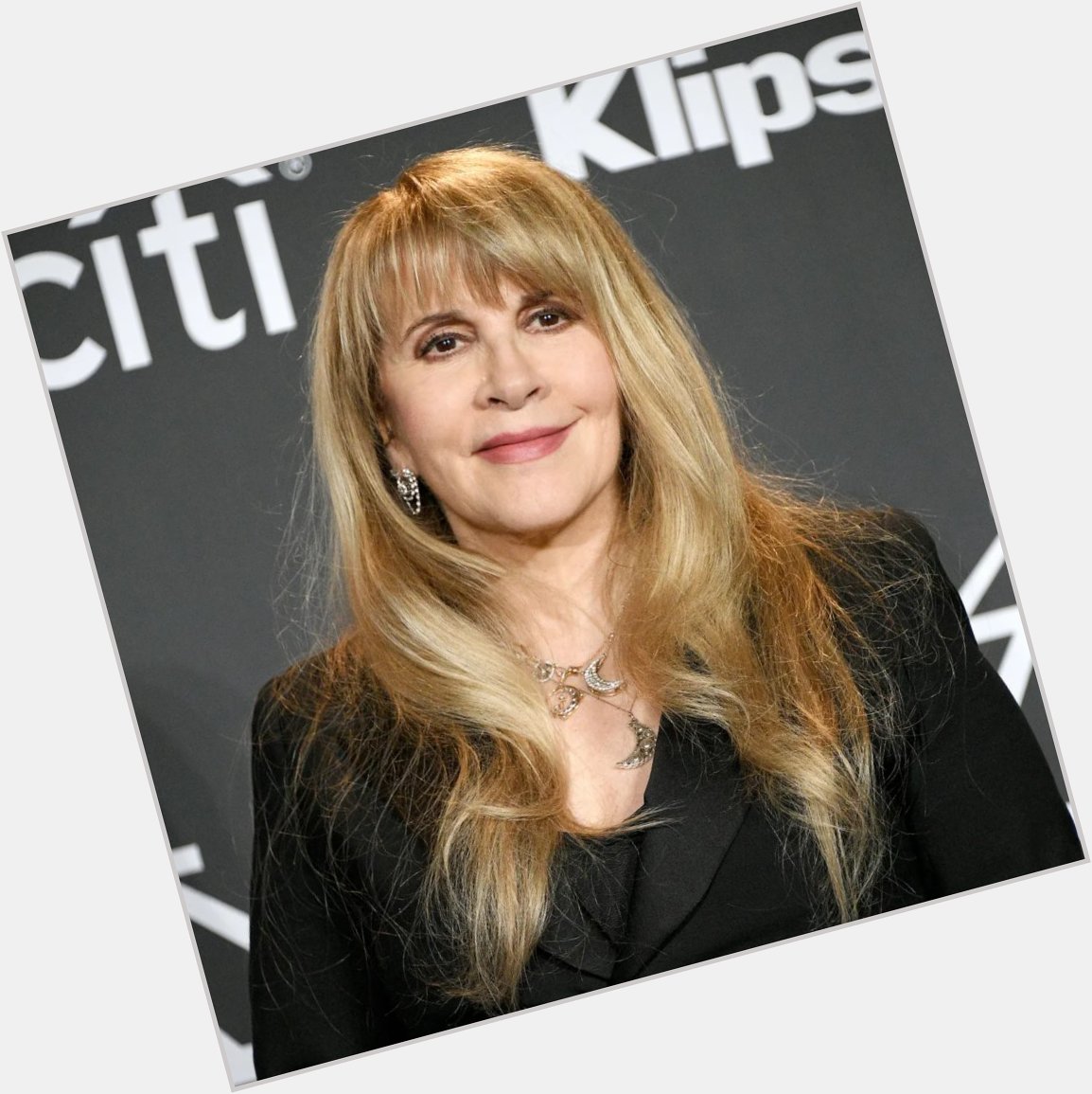 Happy 73th birthday to the one and only Stevie Nicks! 