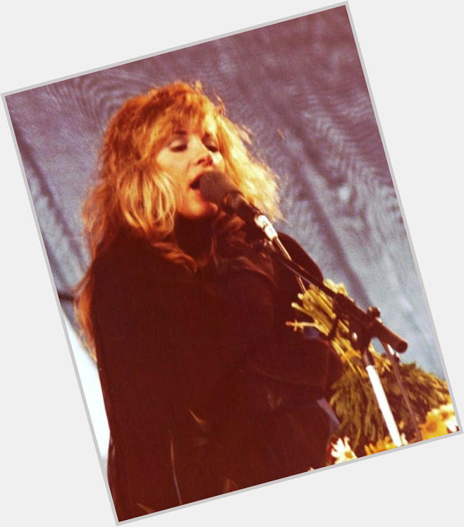 Happy birthday to the most angelic miss stevie nicks <3 