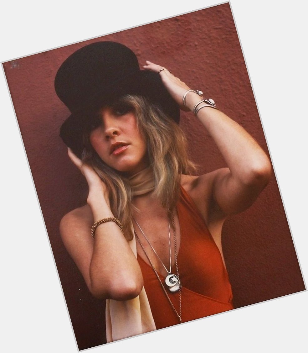 Happy birthday to THE gemini queen. stevie nicks you will always be famous, an absolute icon <3 