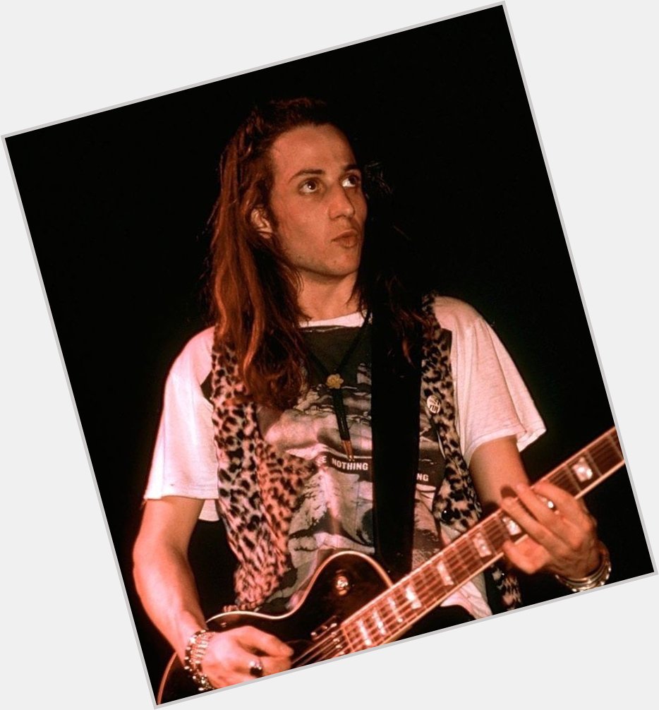 Also happy birthday stone gossard! 