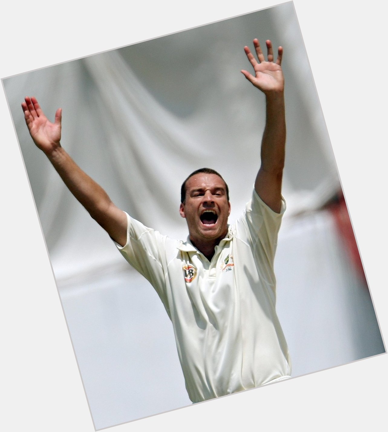He took 94 wickets in 24 Tests for AUS at an average of 23.86 and best figures of 5/32 Happy Birthday Stuart Clark 