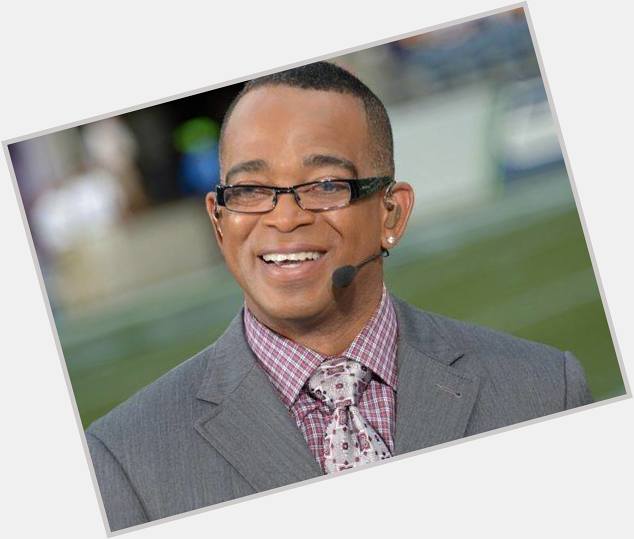 Happy birthday to the late stuart Scott...may your soul rest in peace 