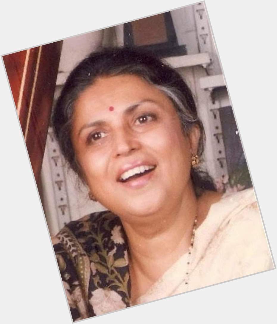 Happy Birthday Indian playback singer,  Suman Kalyanpur (born as Suman Hemmadi; 28 January 1937) 