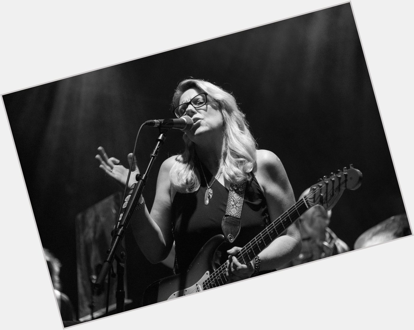 Happy birthday to our leader and one of the greatest singers of our time, Susan Tedeschi! 