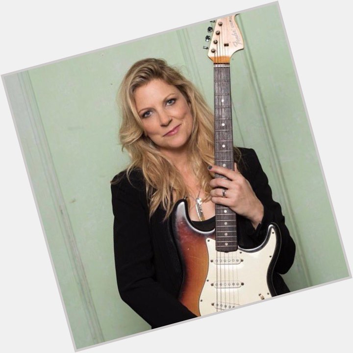 Happy Birthday today to  s fearless bandleader Susan Tedeschi! 