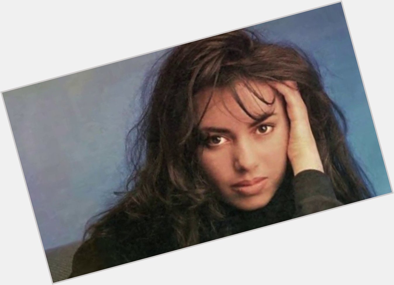 One of my all times favess! Happy Birthday to Susanna Hoffs :-) :D  