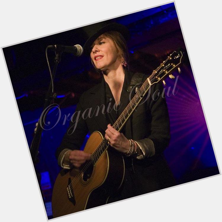 Happy Birthday from Organic Soul Singer-songwriter Suzanne Vega is 56
 