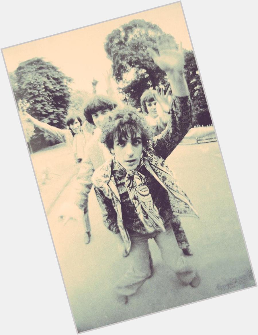Happy birthday to this amazing music artist, Syd Barrett. :)  