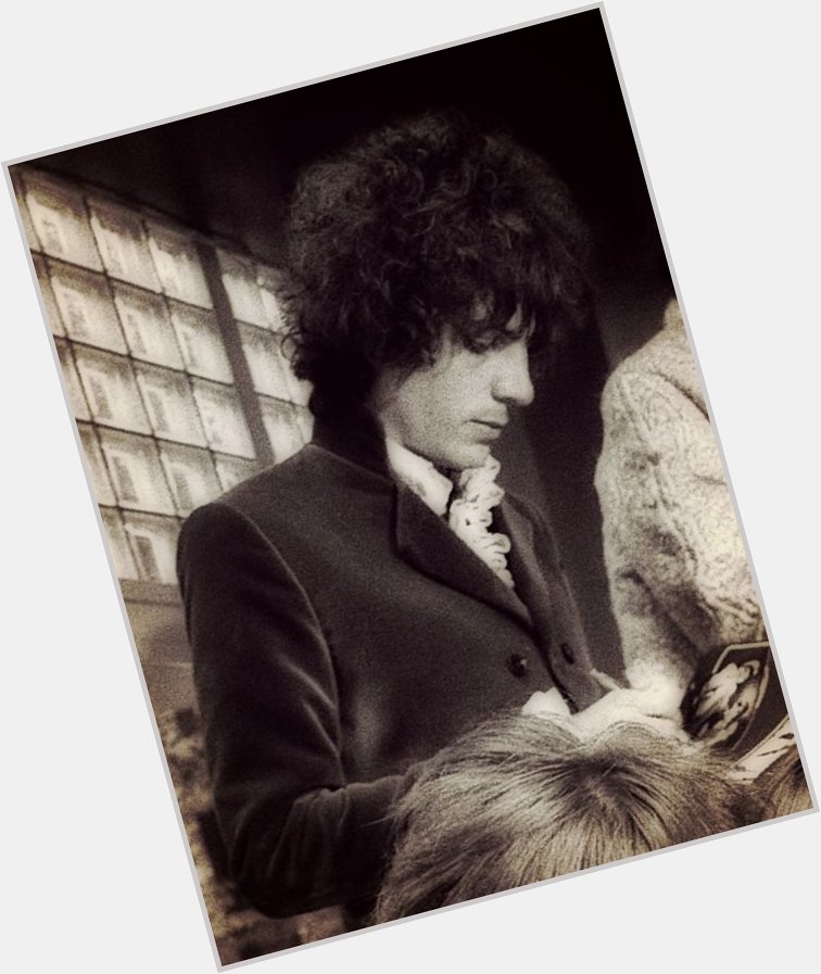 Happy birthday to the legend that is and was syd barrett.shine on you crazy diamond wherever you are 
