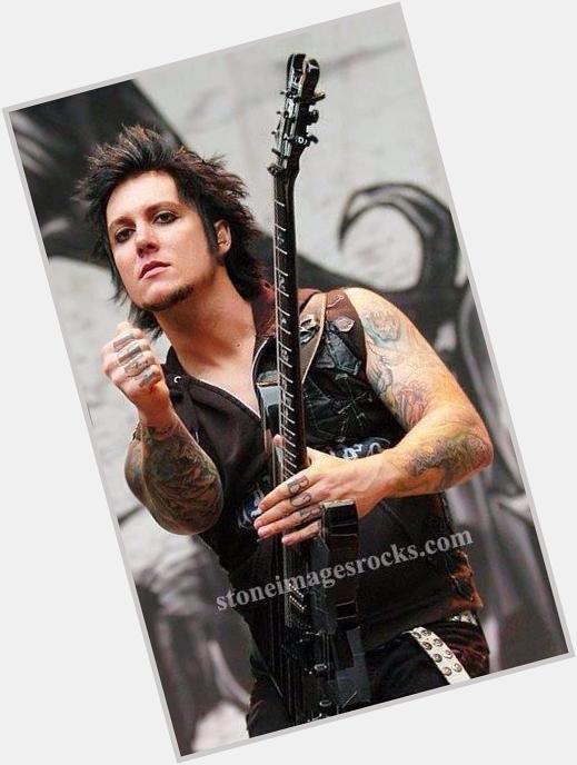 Happy Birthday Synyster Gates you big slice of perfect. 