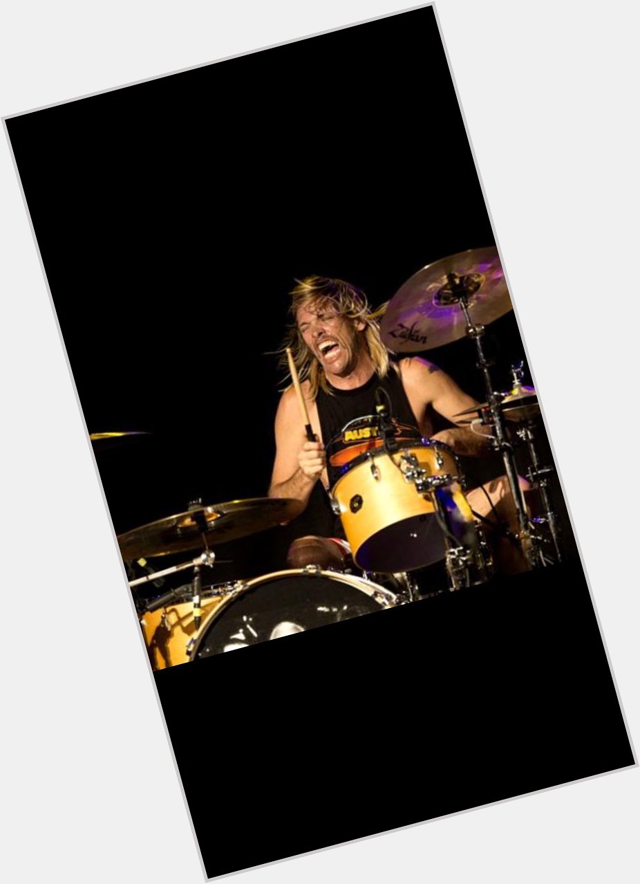 Happy birthday to one of my fav drummers Taylor Hawkins (1972). 