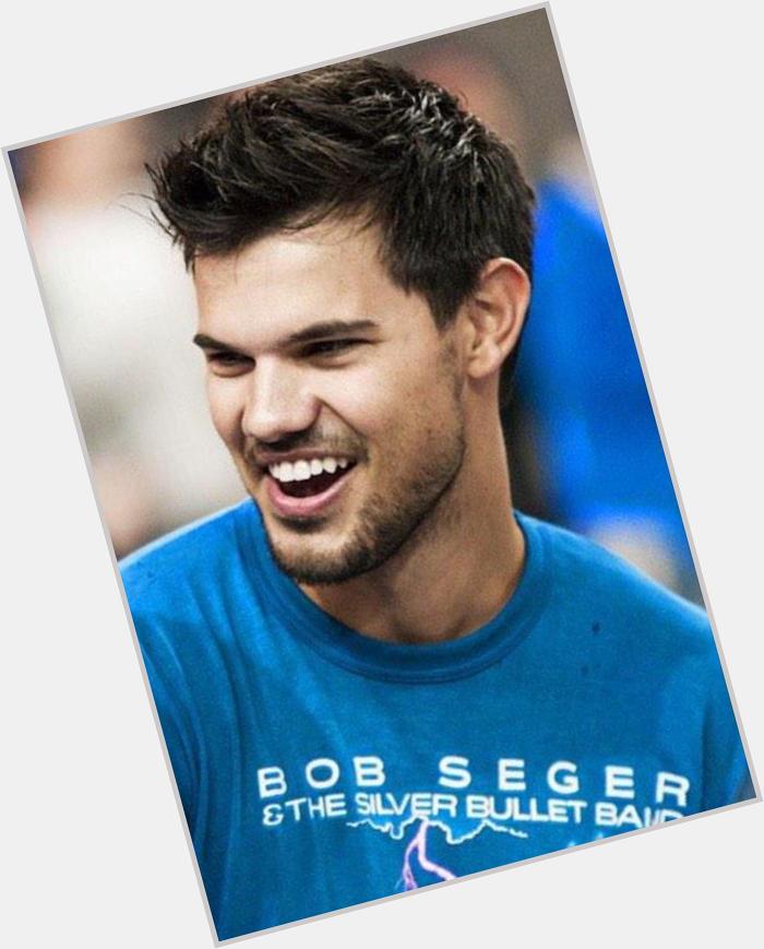 Happy birthday to my ultimate crush Taylor Lautner everyone at school knew! No one dared to say they liked him hahaa 