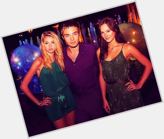 Happy Birthday Taylor Momsen!   I love the pic of Taylor with Ed Westwick and Leighton Meester 