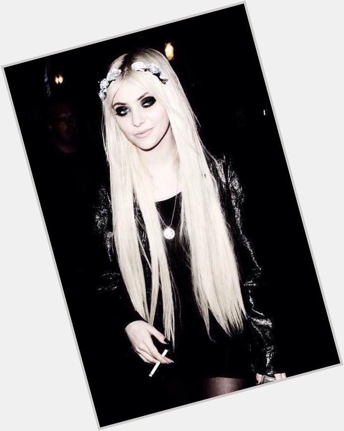 Happy 22nd Birthday To Taylor Momsen!  