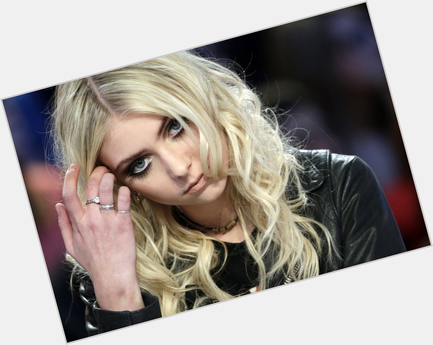 7 26  Happy birthday Taylor Momsen    