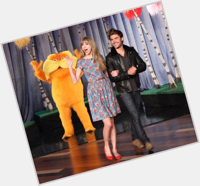 Happy Birthday, Taylor Swift! Who can forgot the time that Zac and Taylor sung together on  the Ellen Show! 