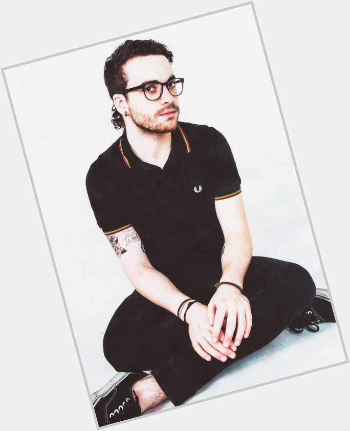 HAPPY BIRTHDAY TO THIS CUTIE BOOTY tAYLOR YORK 